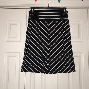 Black/white stripe skirt